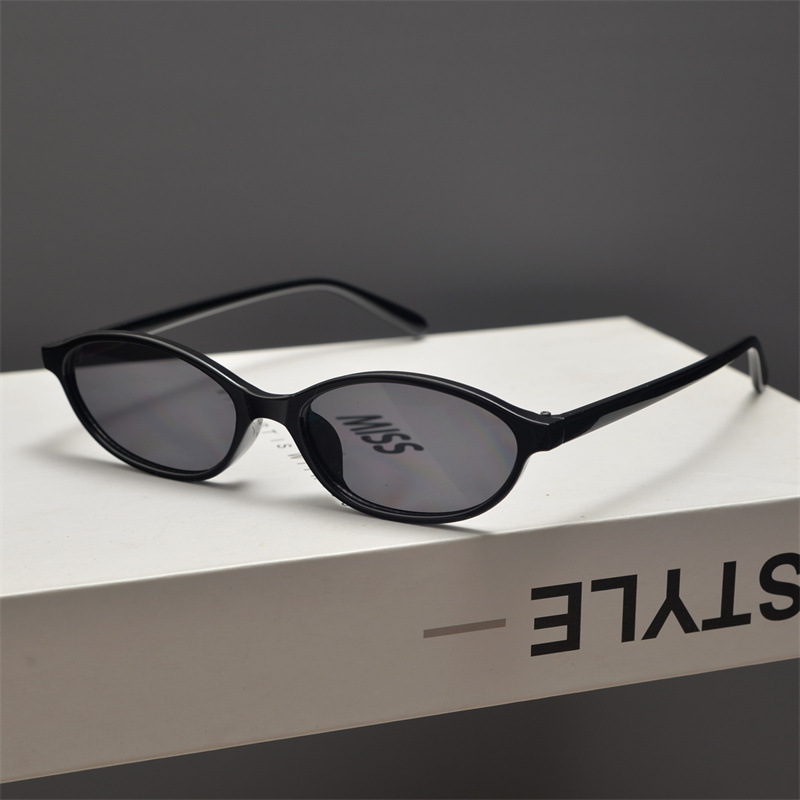 Kadınlar için yeni Retro Oval  - Sunglasses Cat Eye incelemesi ve fiyatı