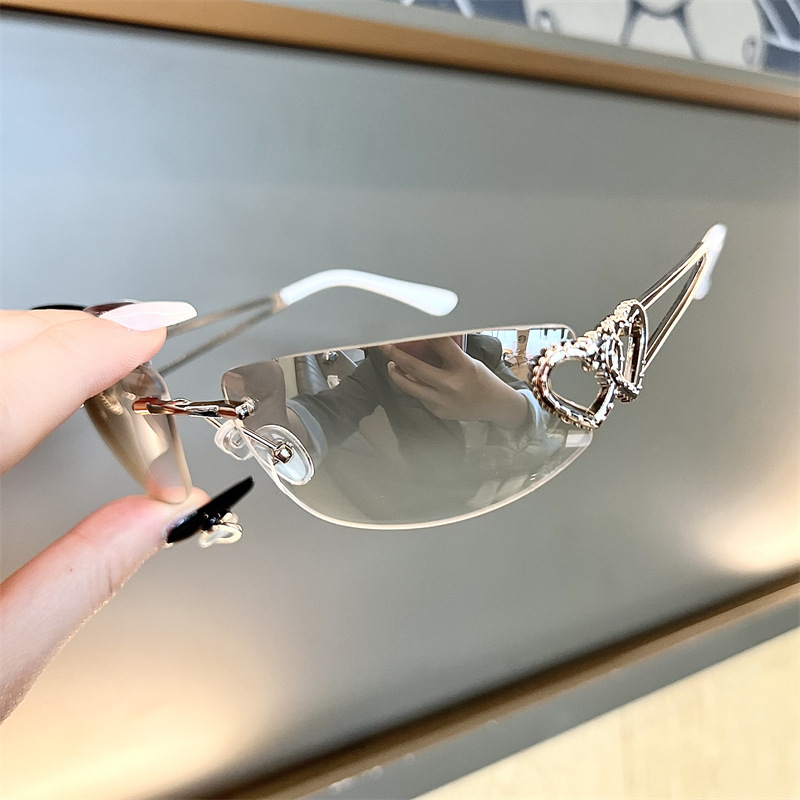 Yeni Oval Kedi Gözü Çerçevesiz - Sunglasses Cat Eye incelemesi ve fiyatı