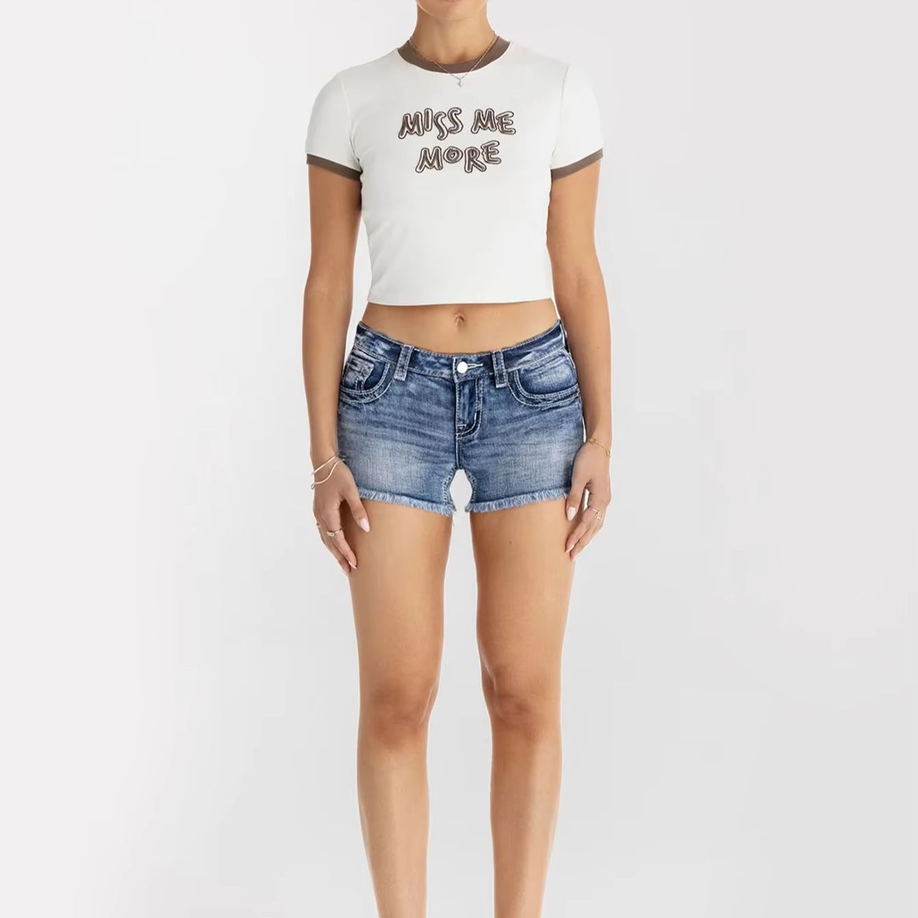 Kadın Giysileri Kelebek Taklid - Shorts Denim Frayed incelemesi ve fiyatı